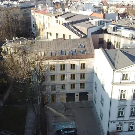 Kossak Square By Vistula River And Wawel Apartment *